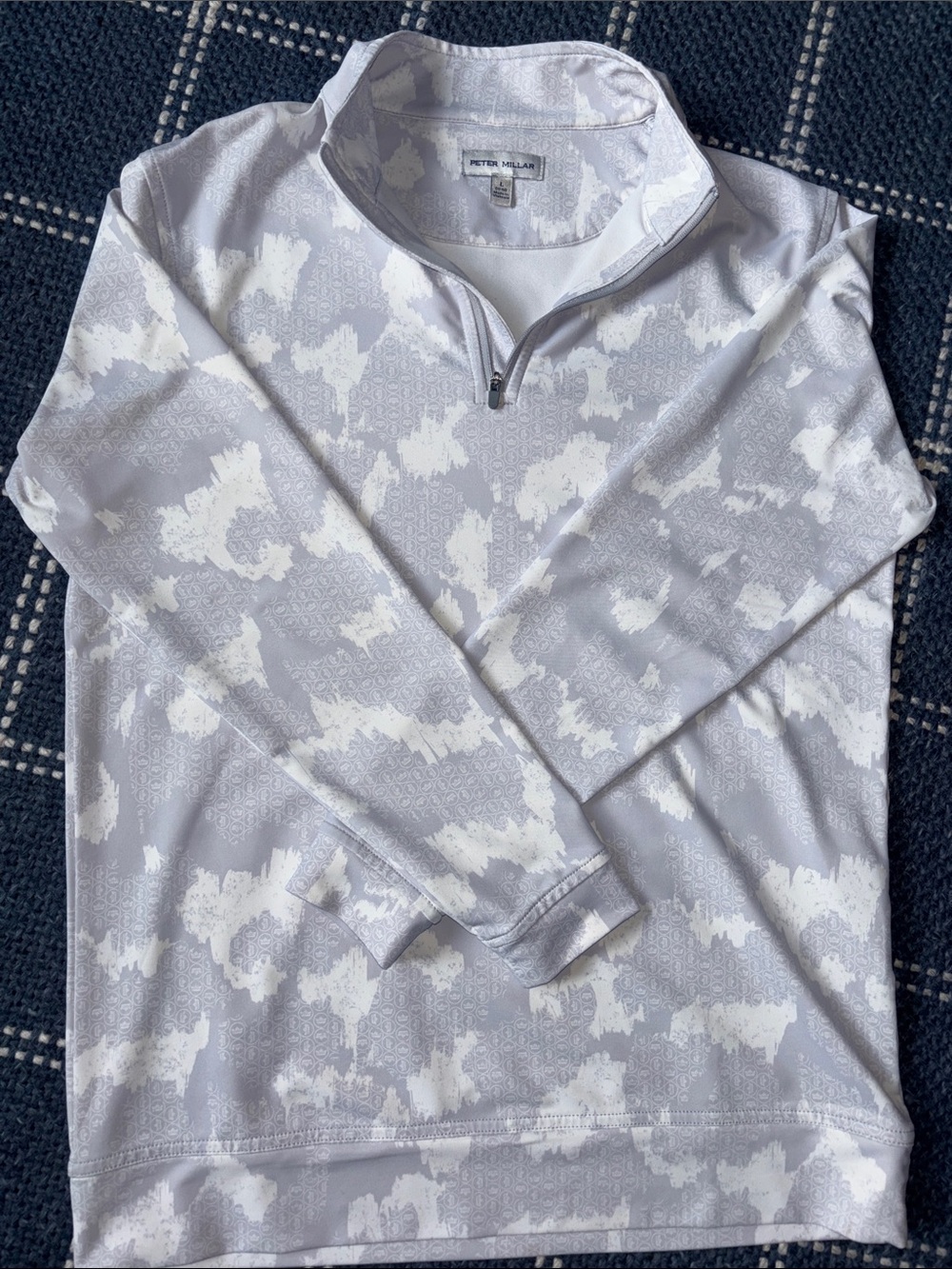 Peter Millar Boys sz Large Light Gray Quarter-Zip Performance Sweater